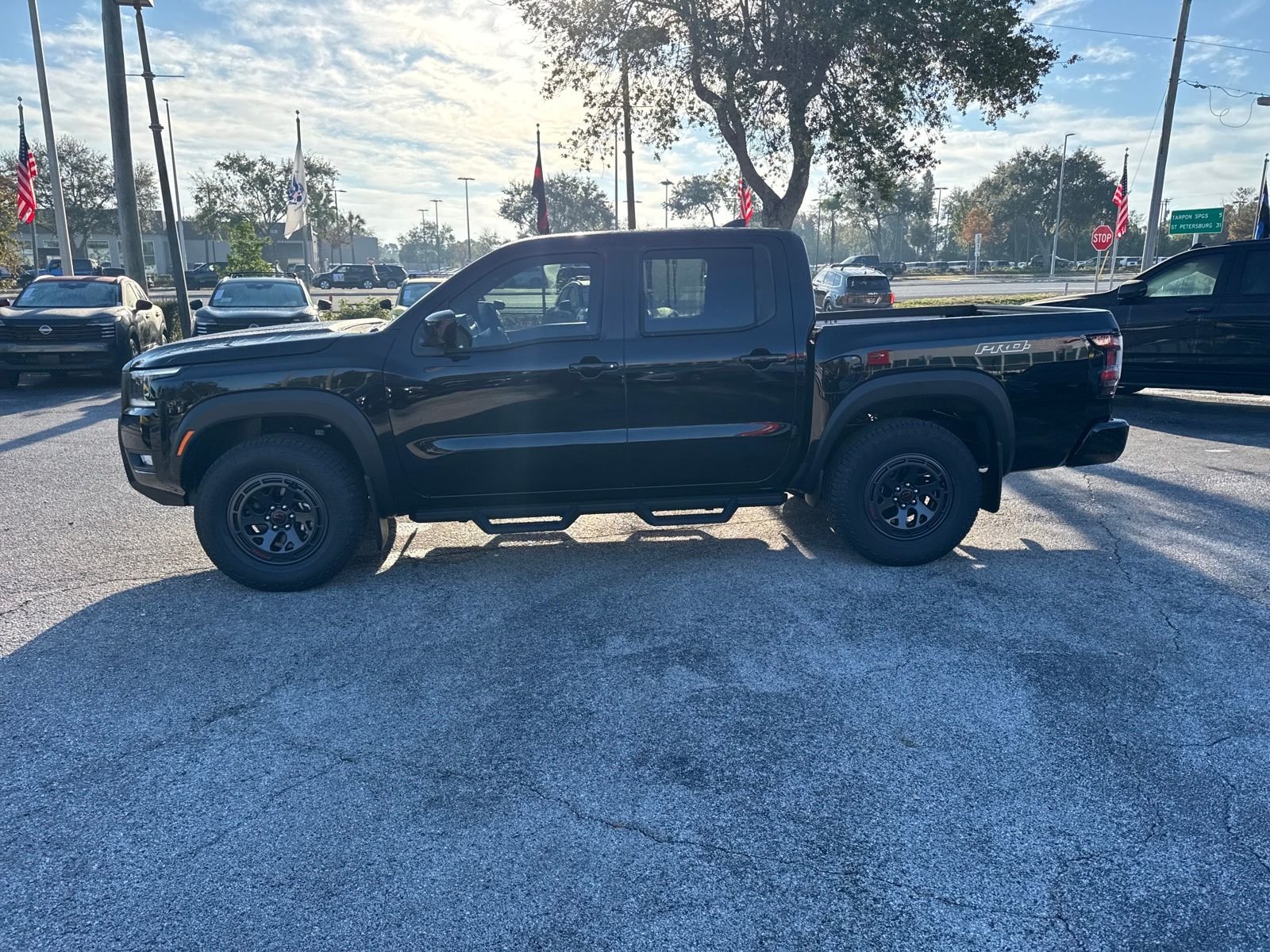 New 2026 Nissan Frontier PRO-4X 4D Crew Cab