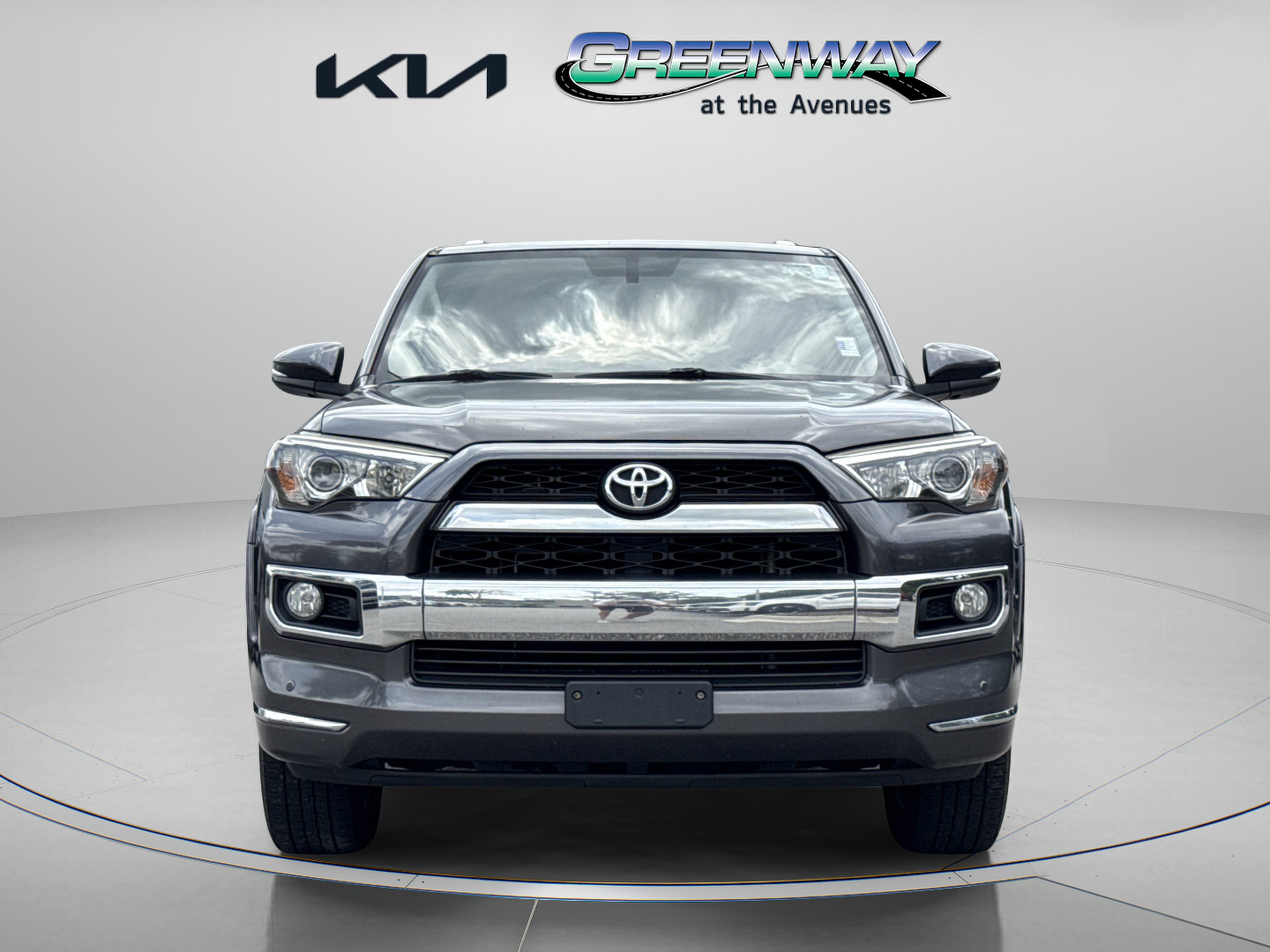 Used 2016 Magnetic Gray Metallic Toyota Limited image 3