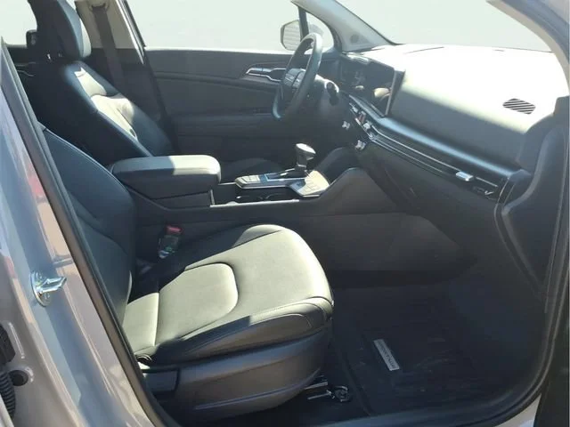 Used 2026  Kia EX image 21
