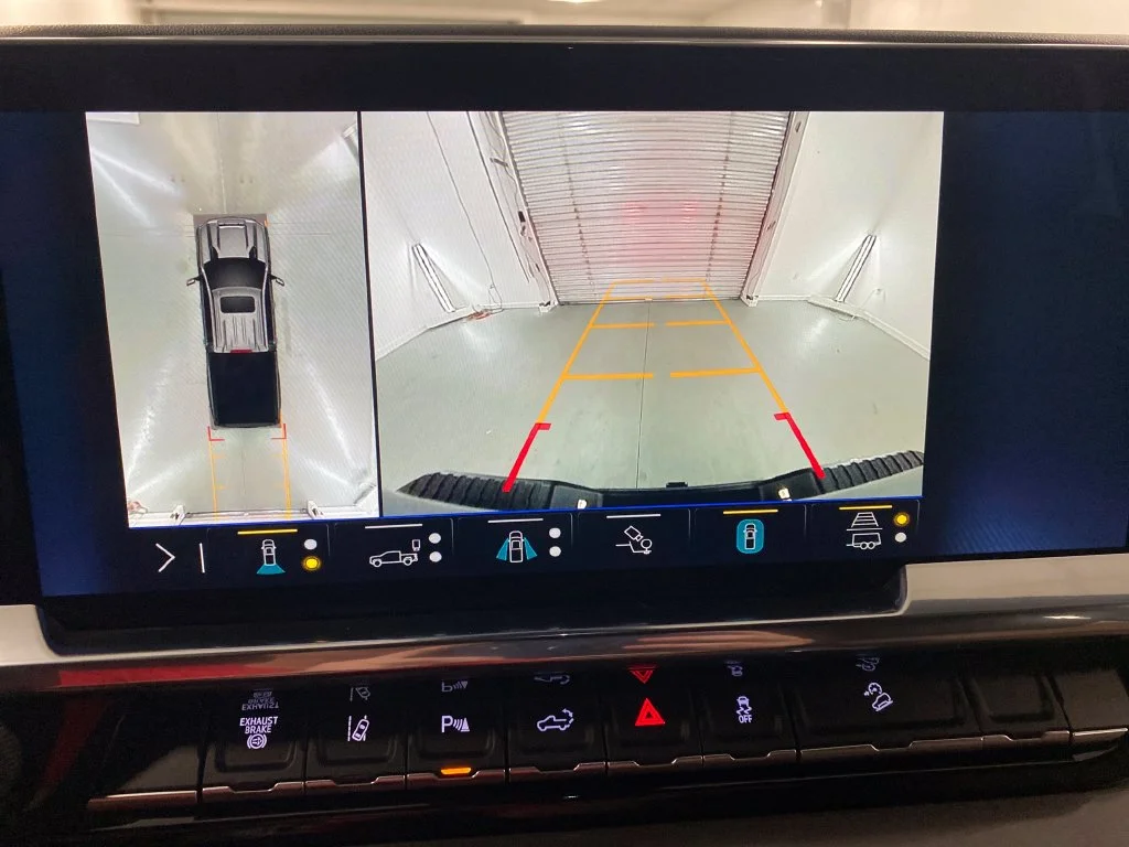 Used 2025 Blue Chevrolet High Country image 23