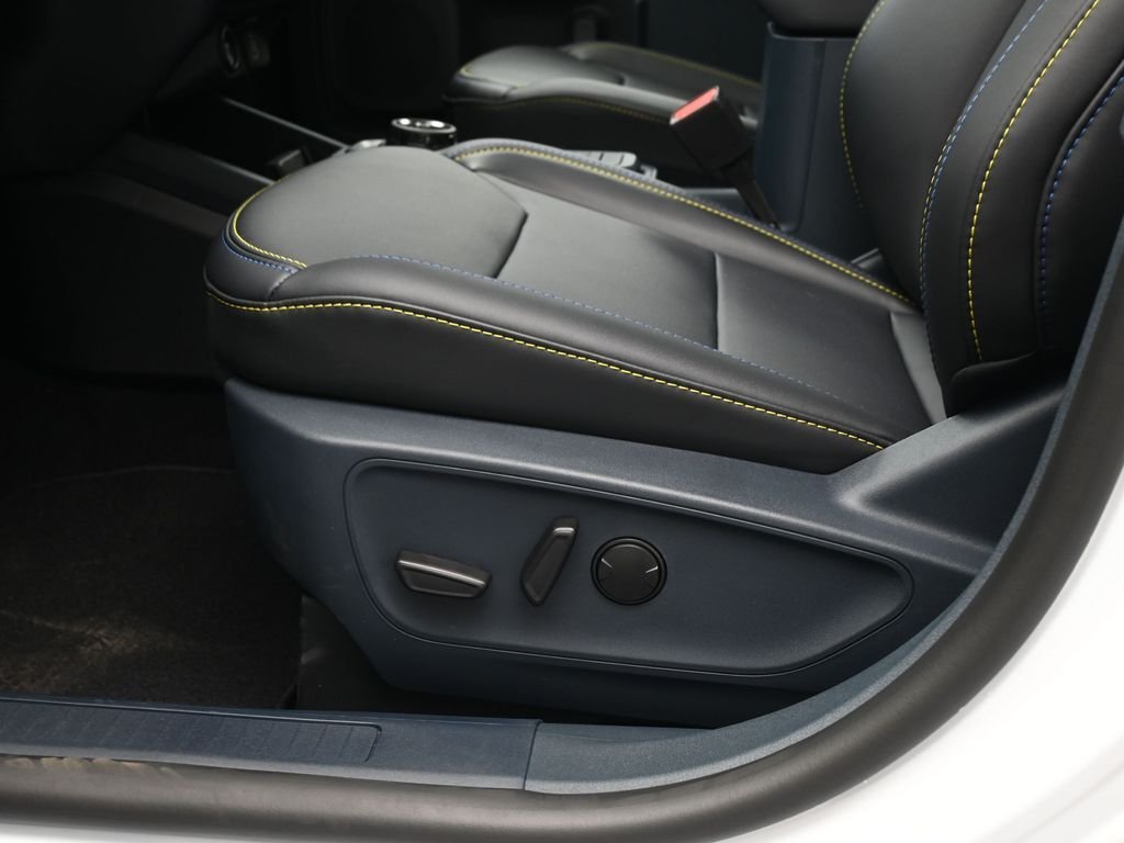 New 2025 Oxford White Ford Lobo Standard image 10