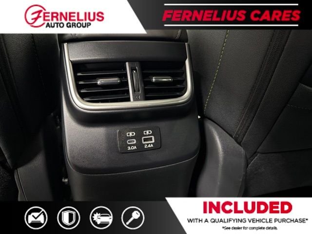Used 2025 White Subaru Onyx Edition image 29