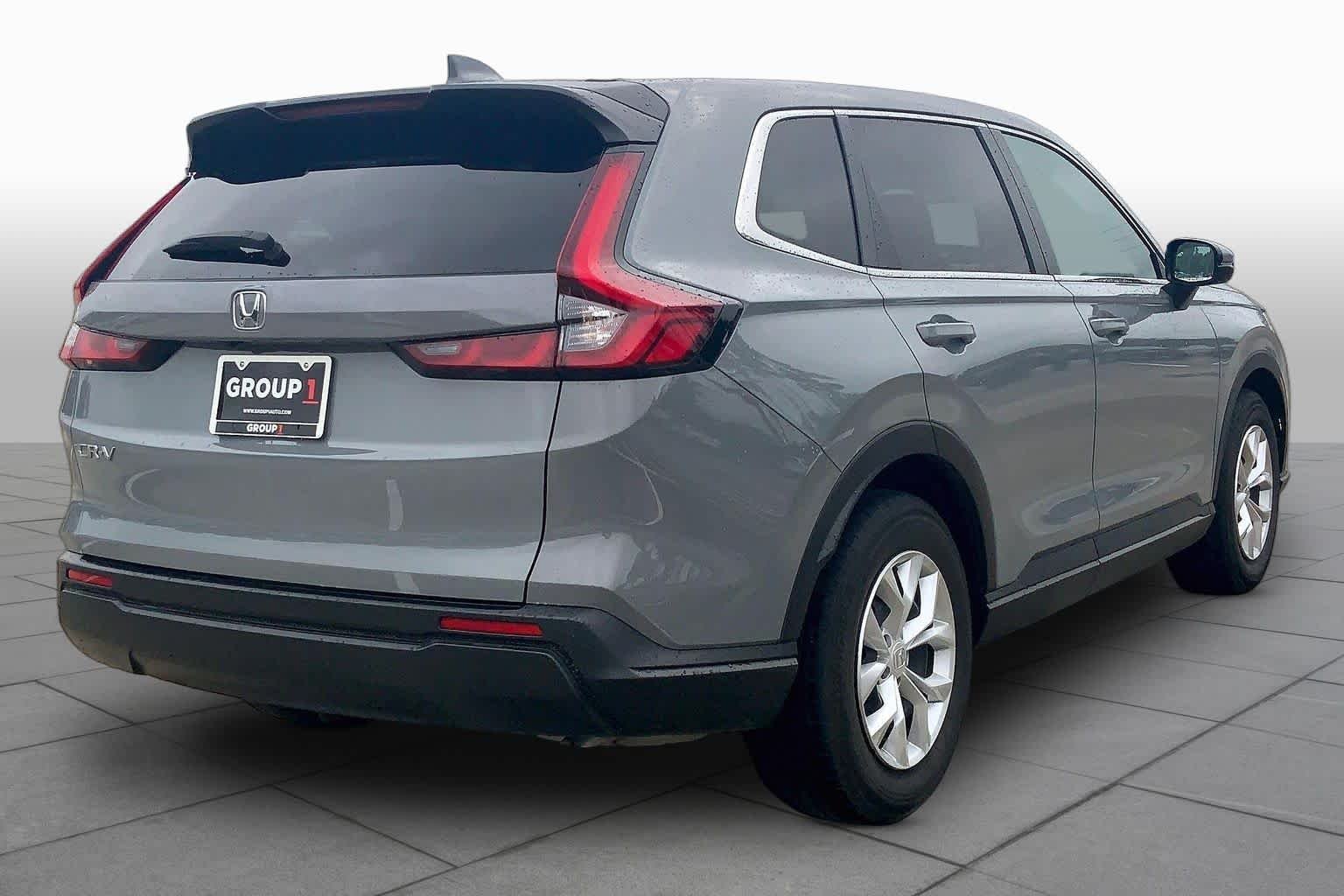 Used 2025 Urban Gray Pearl Honda LX image 13