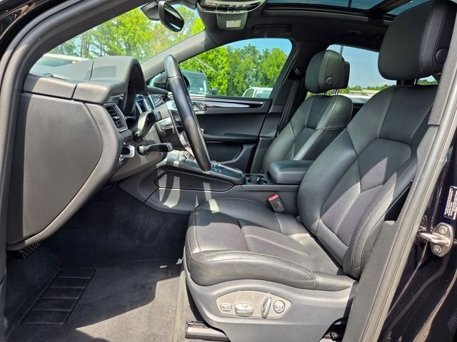 Used 2015  Porsche S image 9