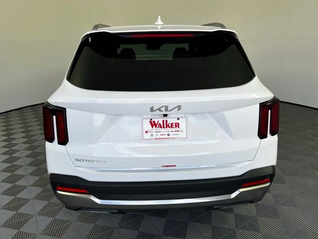 New 2026 White Kia S image 6