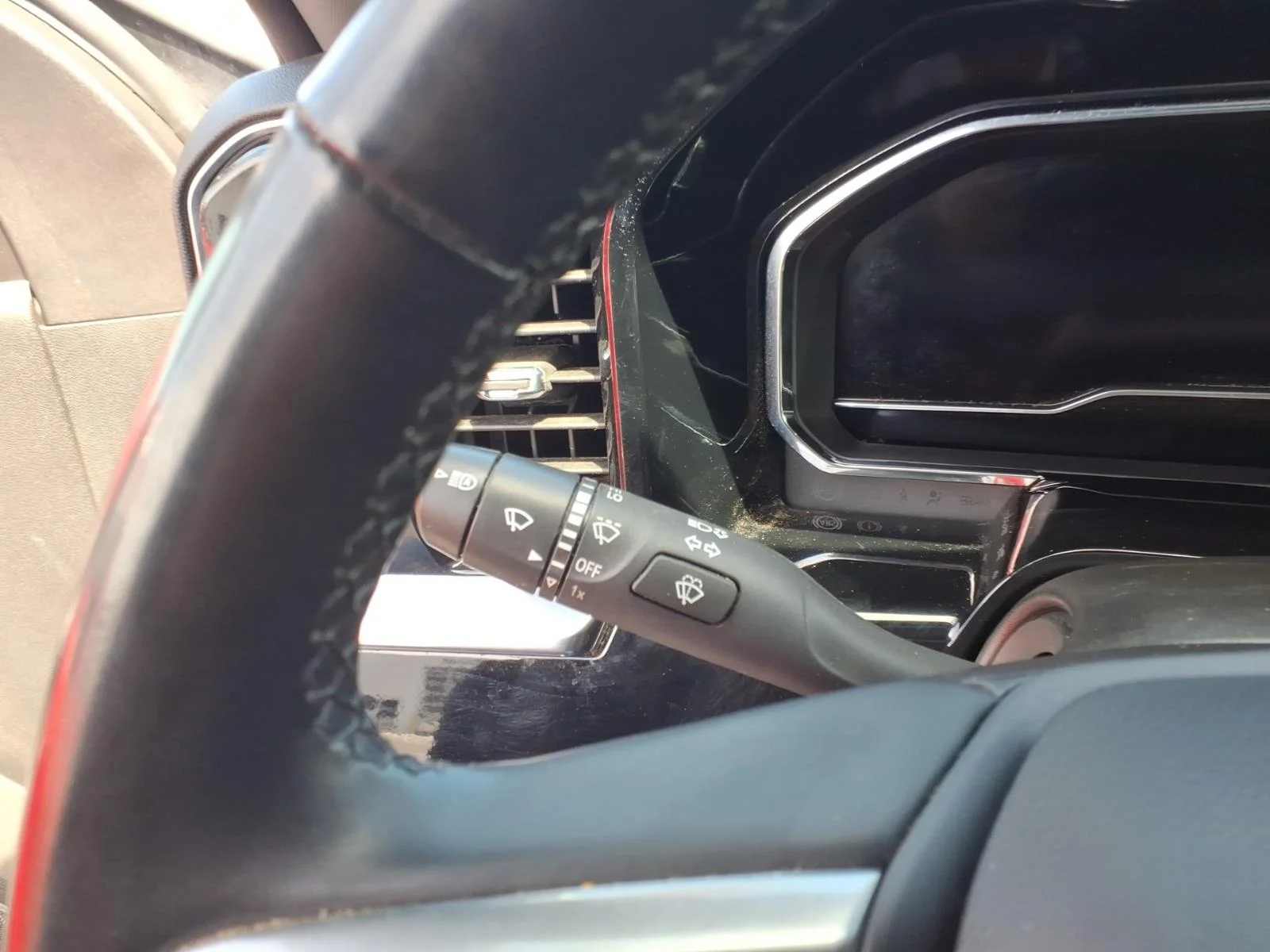2025 Chevrolet Silverado 1500 LT - Photo 23