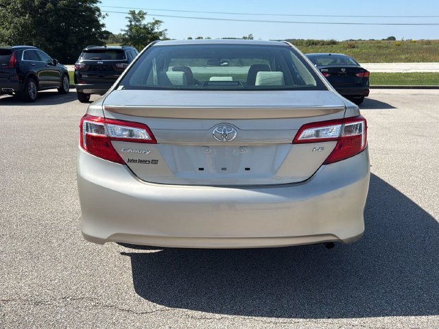 Used 2014 Creme Brulee Toyota LE image 18