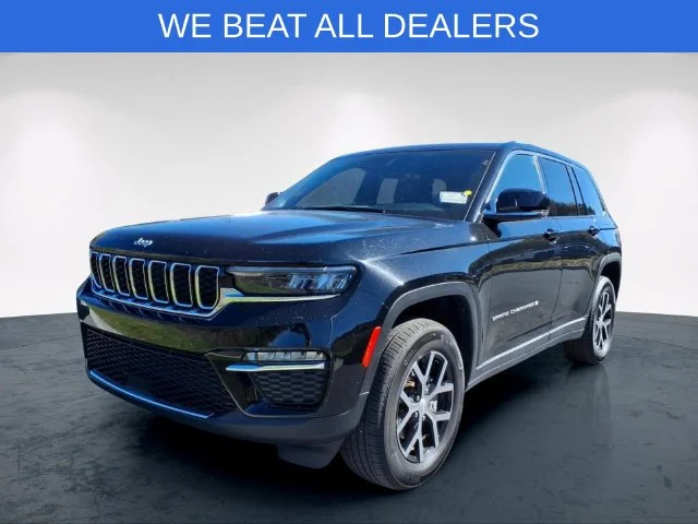 Used 2025 Black Jeep Limited image 3