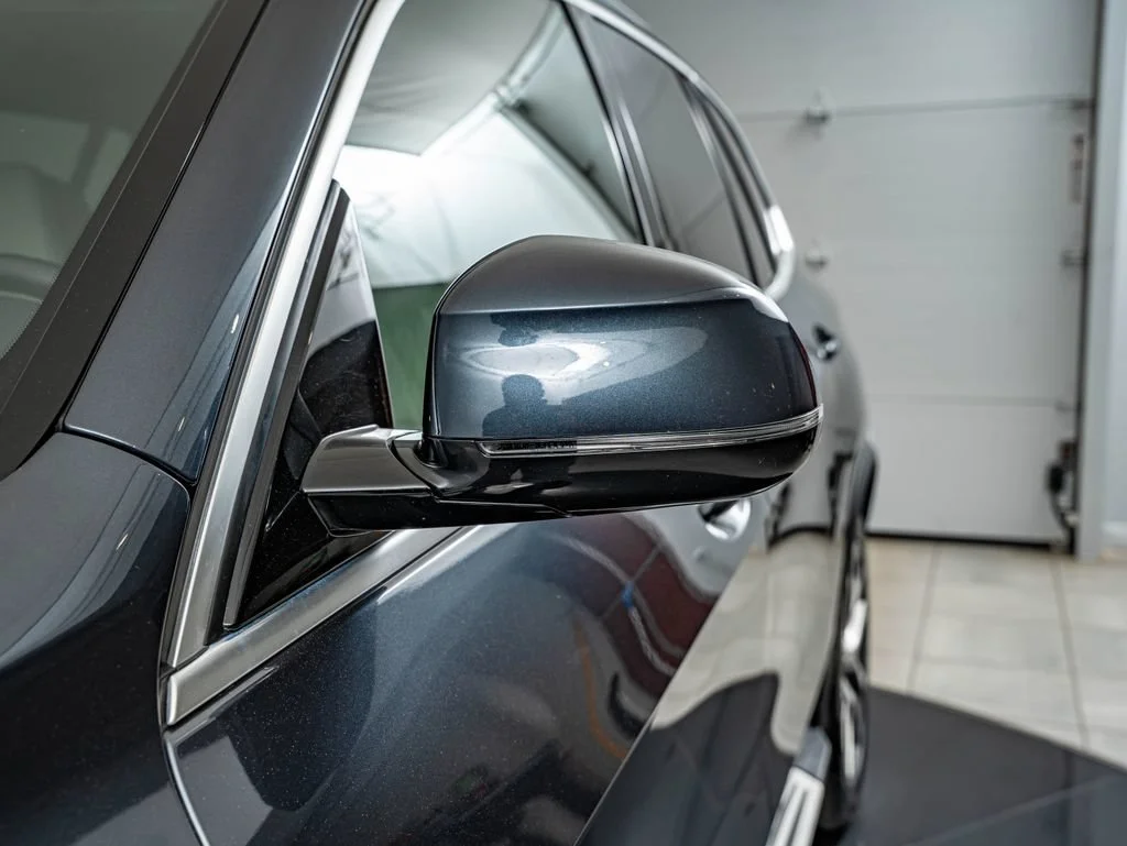 Used 2019 Arctic Gray Metallic BMW xDrive40i image 9