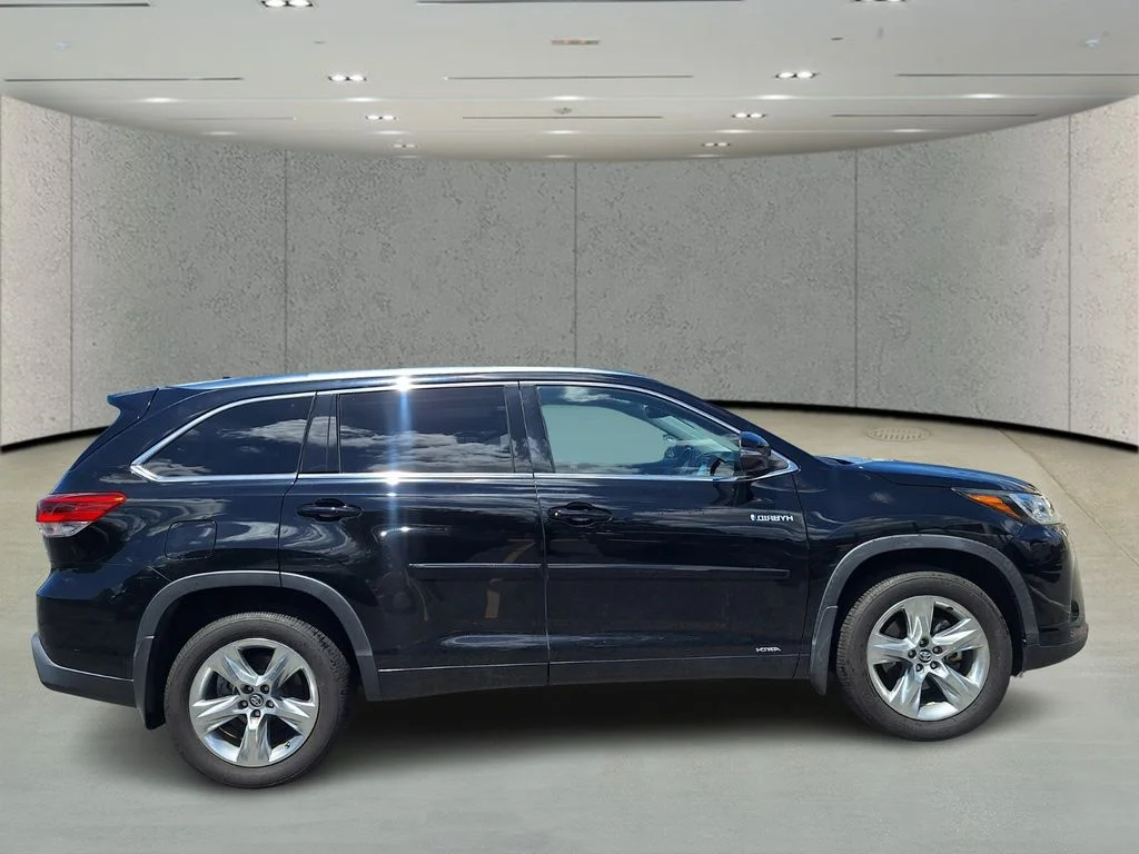 Used 2019 Black Toyota Limited image 5