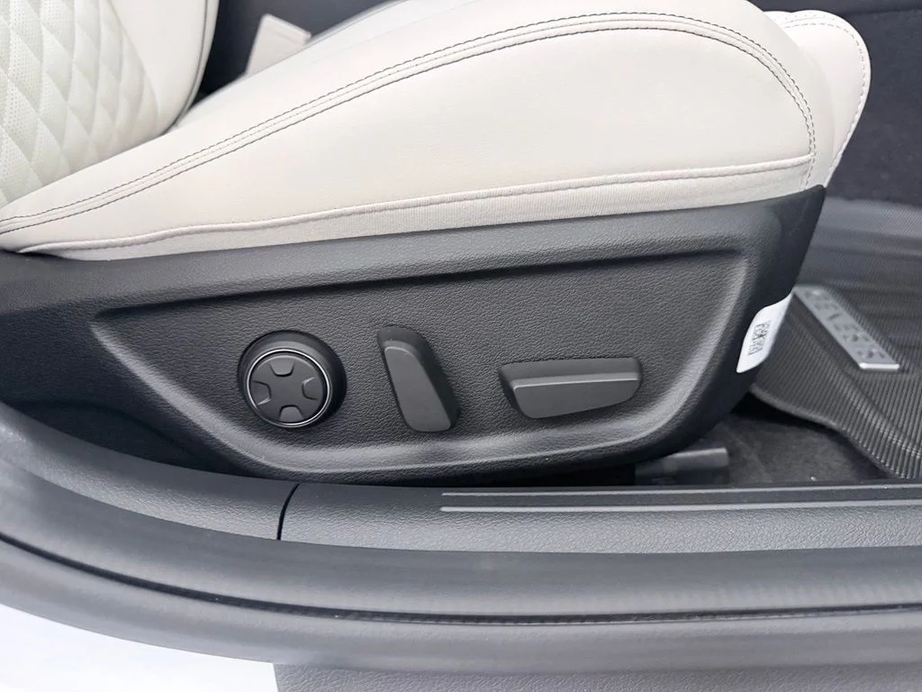 2025 GENESIS G70 Sport Advanced - Photo 43