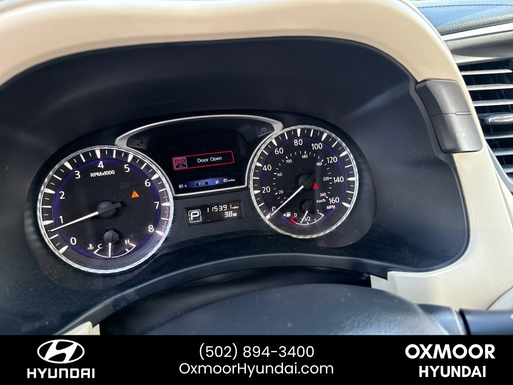Used 2020 Majestic White INFINITI LUXE image 5