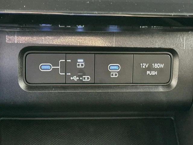 New 2026 Hyundai TUCSON HYBRID SEL