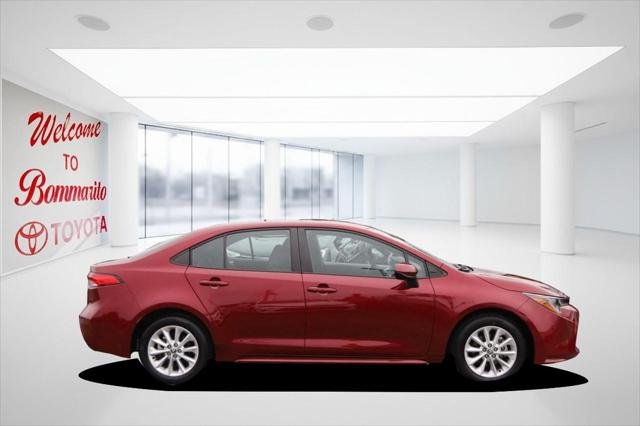 Certified Used 2022 RUBY FLARE PEARL Toyota  image 5
