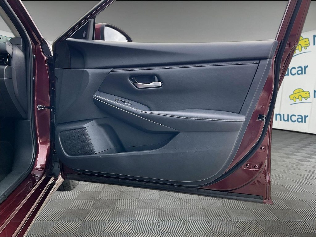 Used 2024 Rosewood Metallic Nissan SV image 11