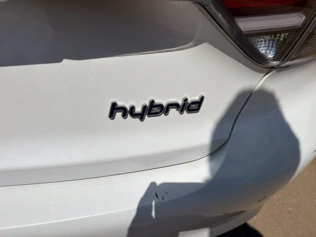 Used 2016 White Hyundai Limited image 5