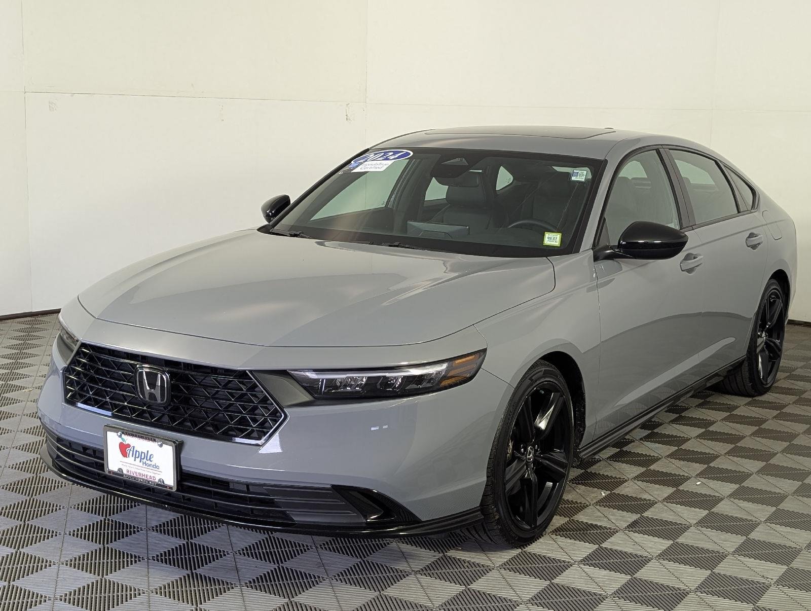 Certified Used 2024 Urban Gray Pearl Honda Sport-L image 3