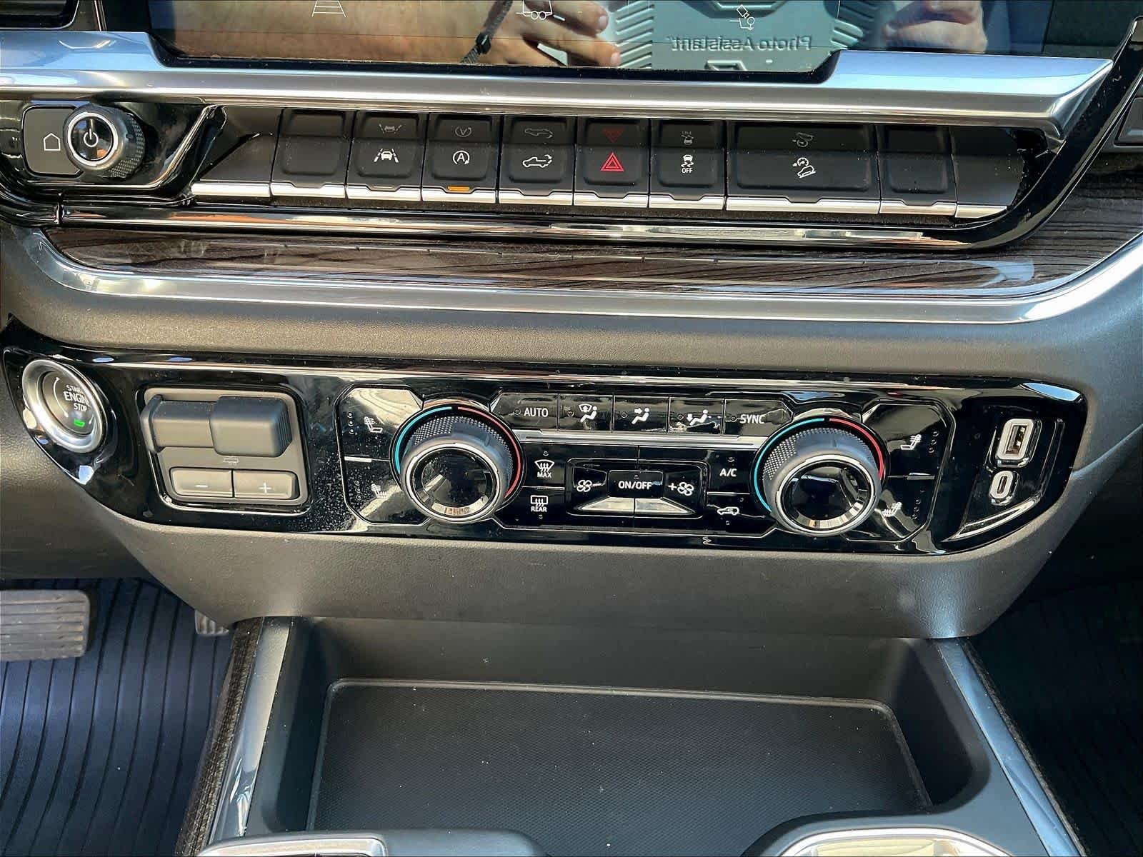 2024 Chevrolet Silverado 1500 RST - Photo 18