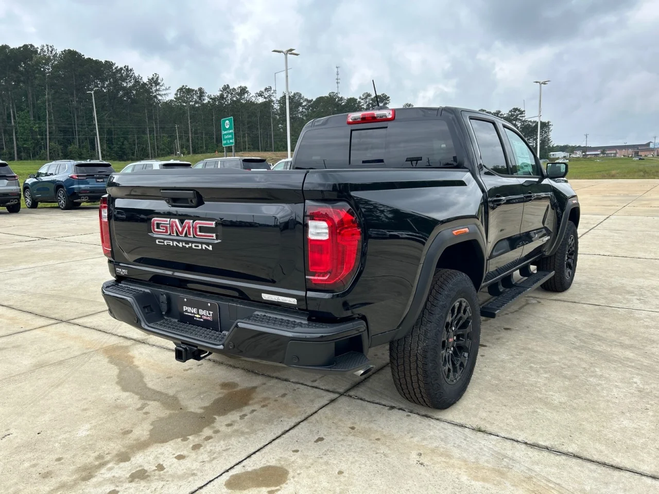 2026 GMC Canyon Elevation - Photo 3