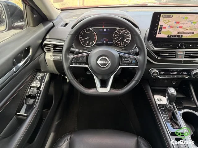 Used 2023 Red Nissan SR VC-Turbo FWD image 14