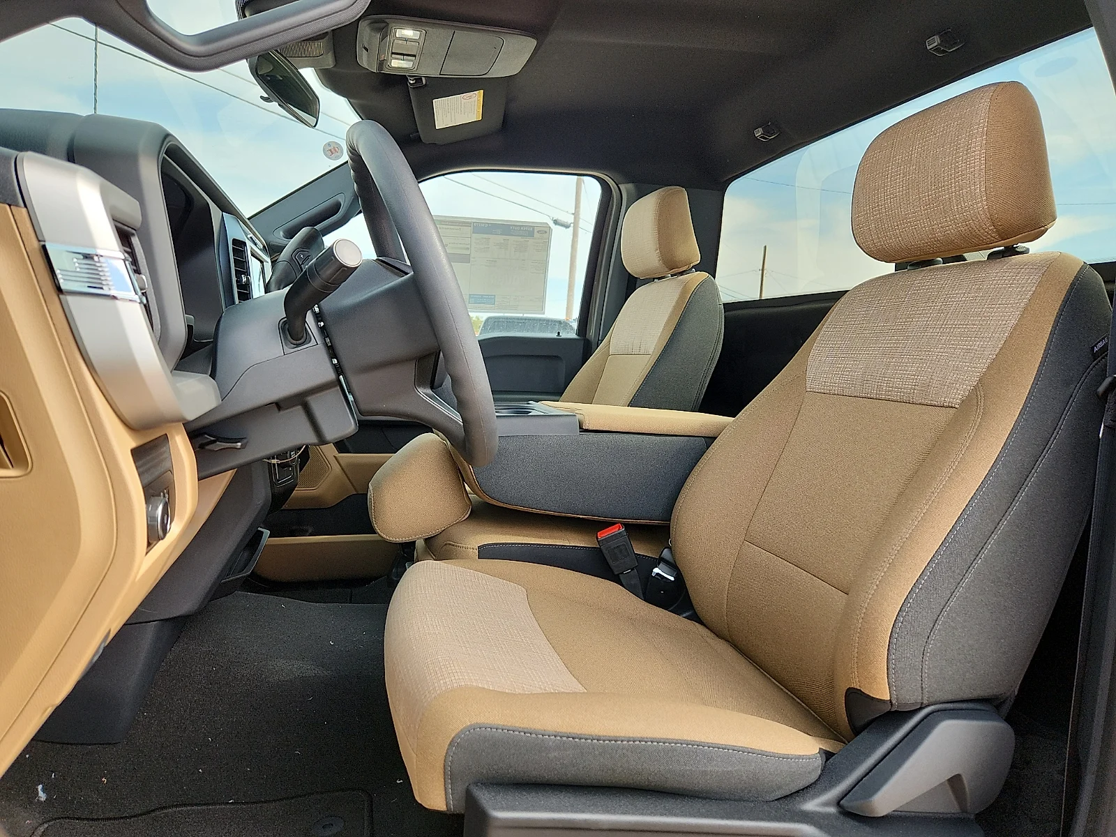 New 2027 Marsh Gray Metallic Ford XLT image 17