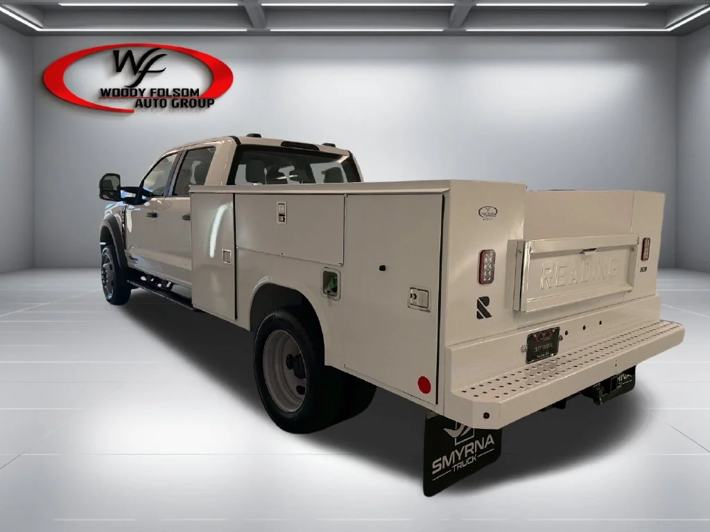 New 2027 White Ford XL image 9