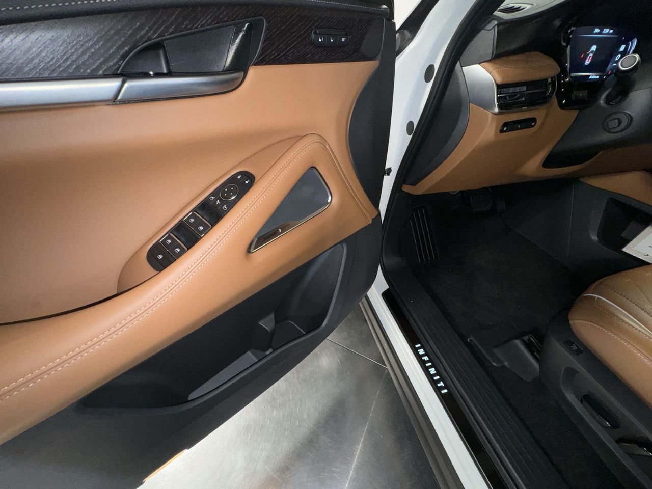 2025 INFINITI QX60 AUTOGRAPH - Photo 18