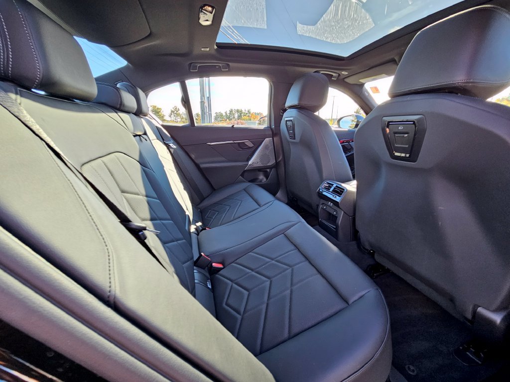 Certified Used 2025 Black Sapphire Metallic BMW xDrive40 image 19