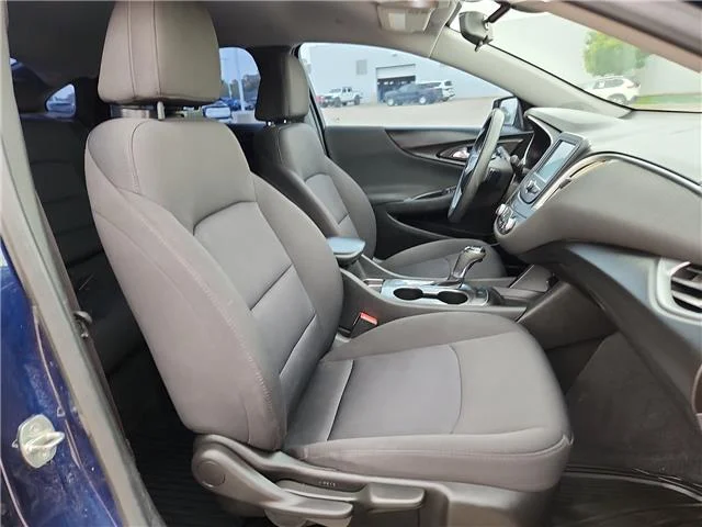 Used 2018 Blue Velvet Metallic Chevrolet LS w/1LS image 15