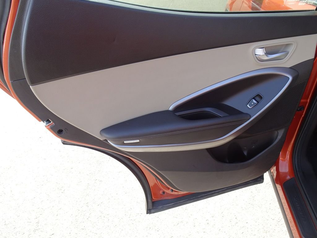 Used 2015 Brown Hyundai Base image 14