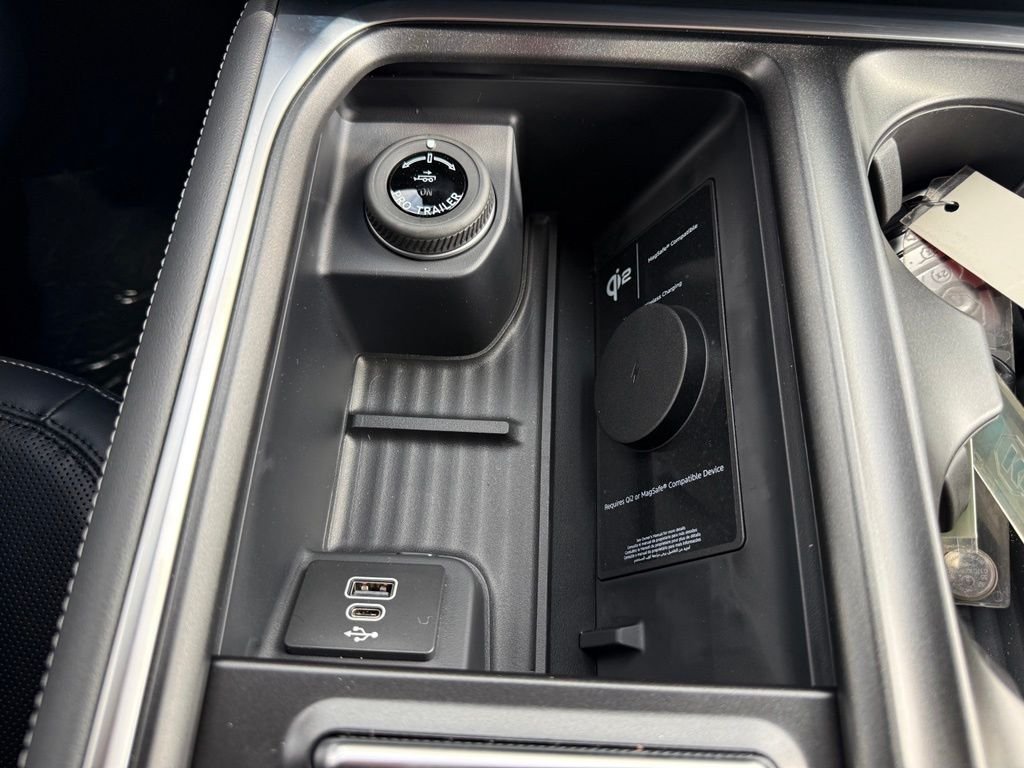 New 2027 Marsh Gray Ford Platinum image 30