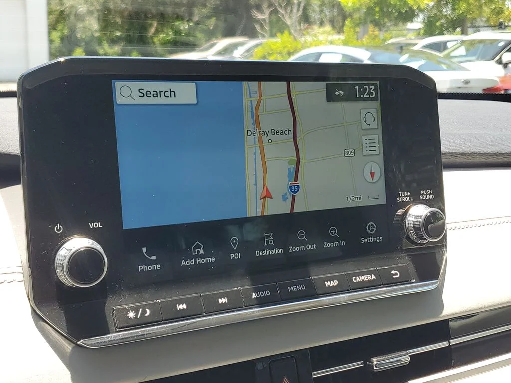Used 2022  Mitsubishi SEL image 27