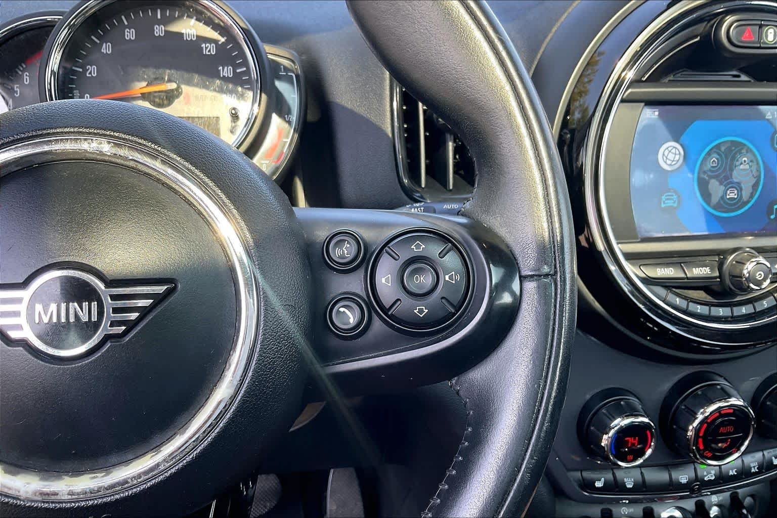Used 2020 Midnight Black Metallic MINI Cooper image 26
