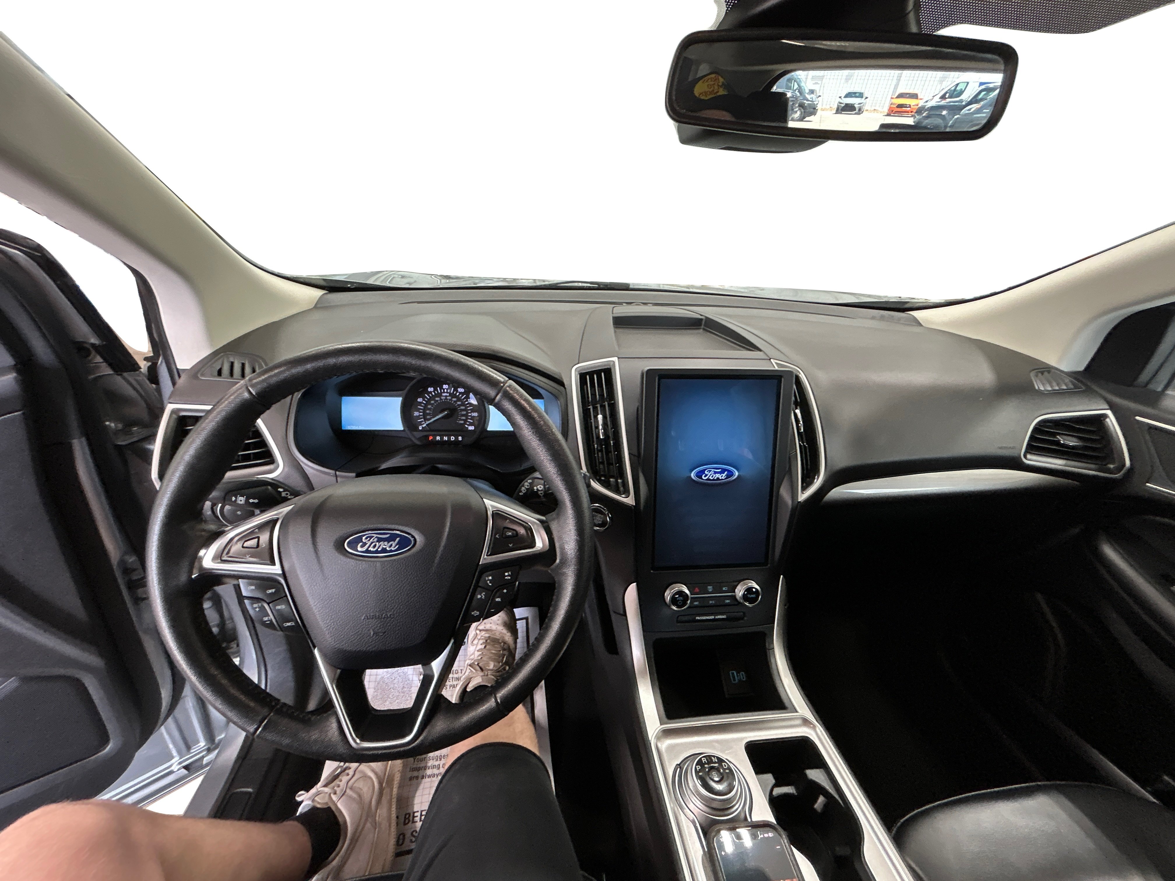Used 2024 Silver Ford SEL image 19