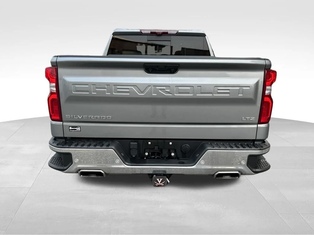 Used 2023 Gray Chevrolet LTZ image 4