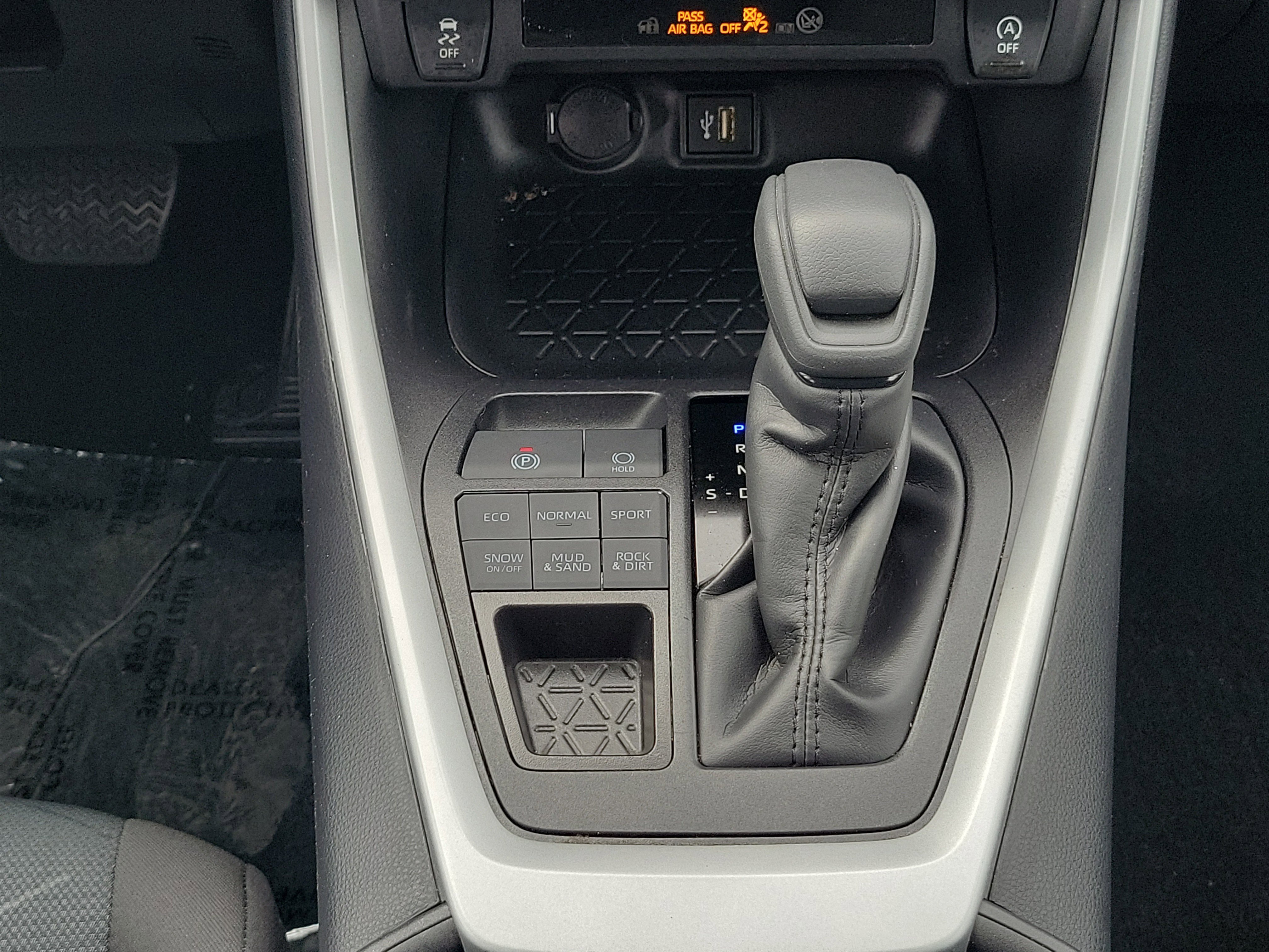 Used 2025 Magnetic Gray Metallic Toyota XLE image 21