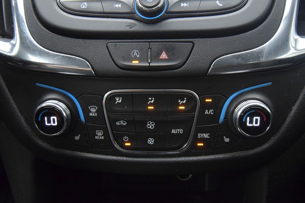 Used 2024 Mosaic Black Metallic Chevrolet LT image 33