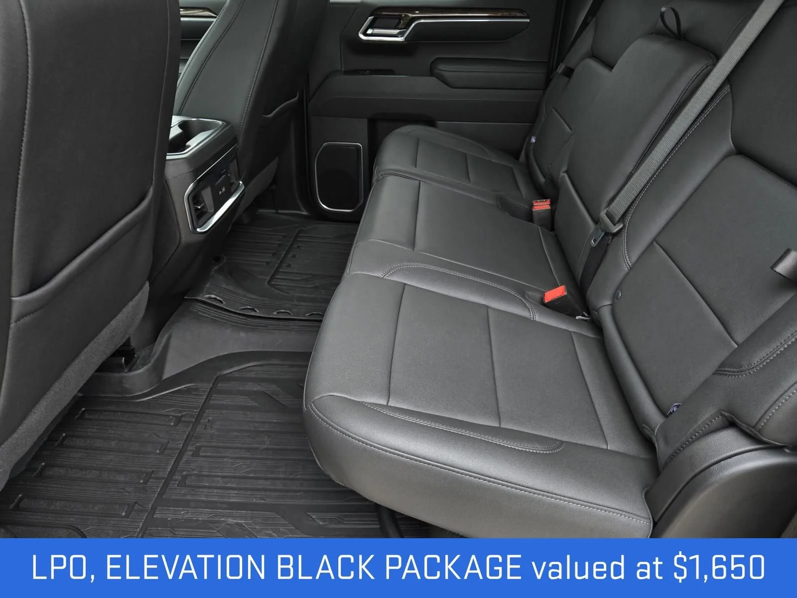New 2026 Summit White GMC Elevation image 4