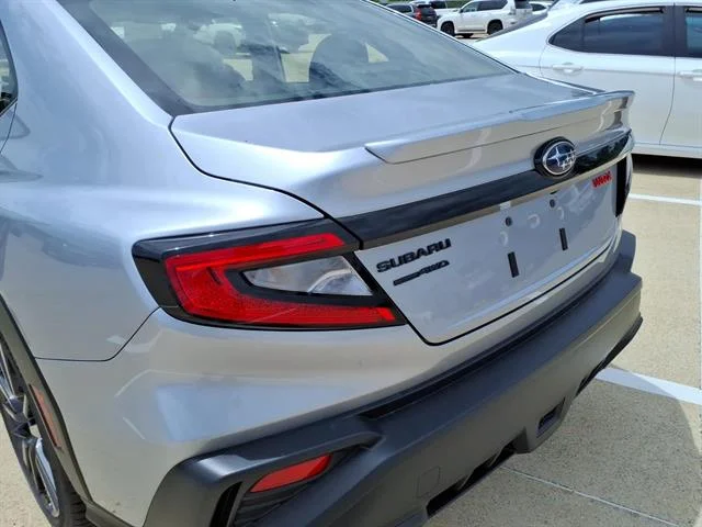 New 2026 ICE SILVER METALLIC Subaru Premium image 17