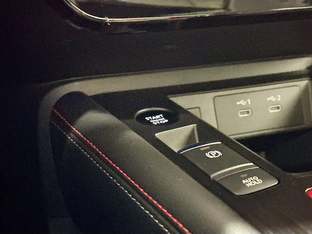 2025 Nissan Kicks SR AWD - Photo 35