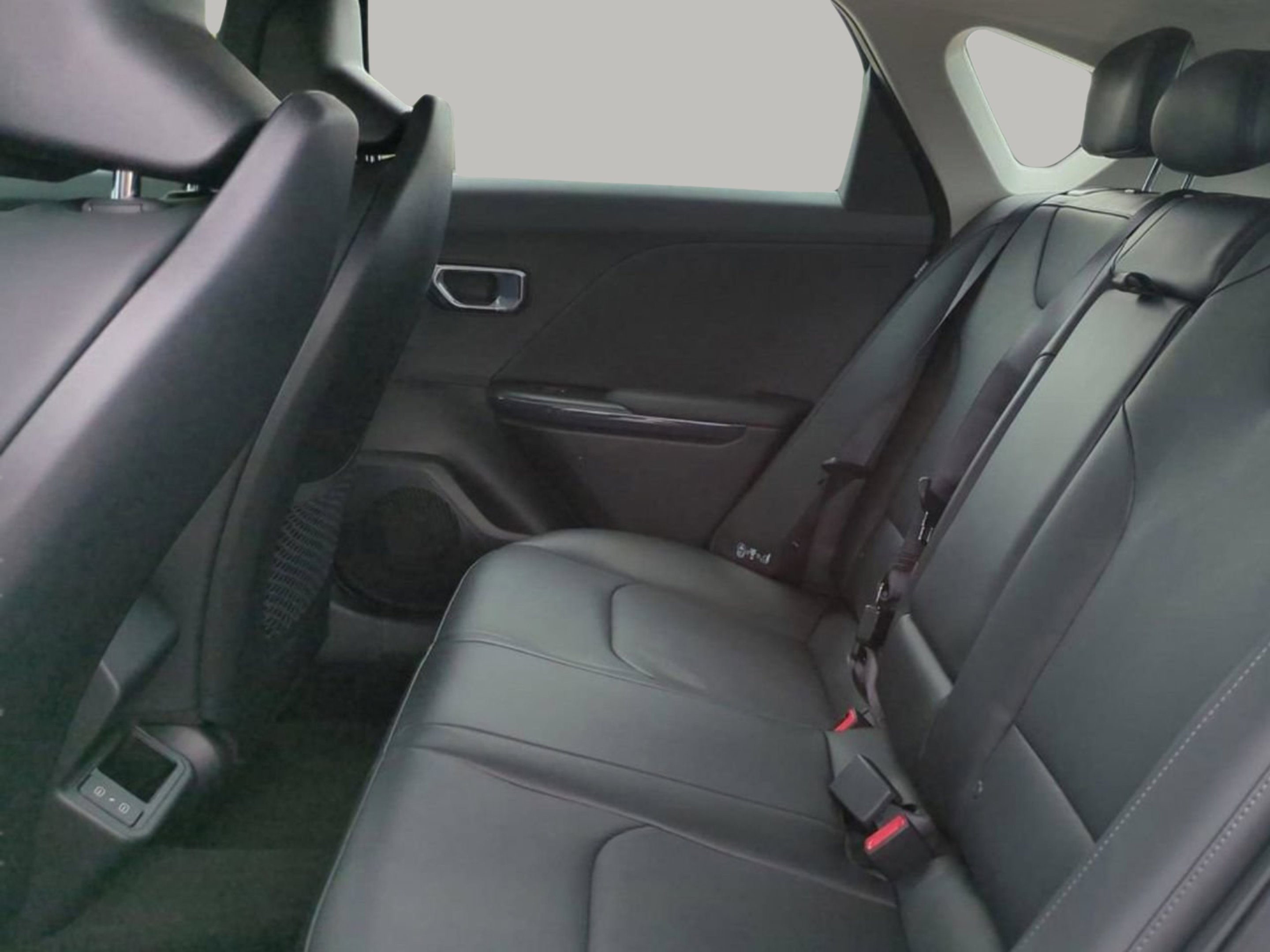 New 2026 Snow White Pearl Kia EX image 16