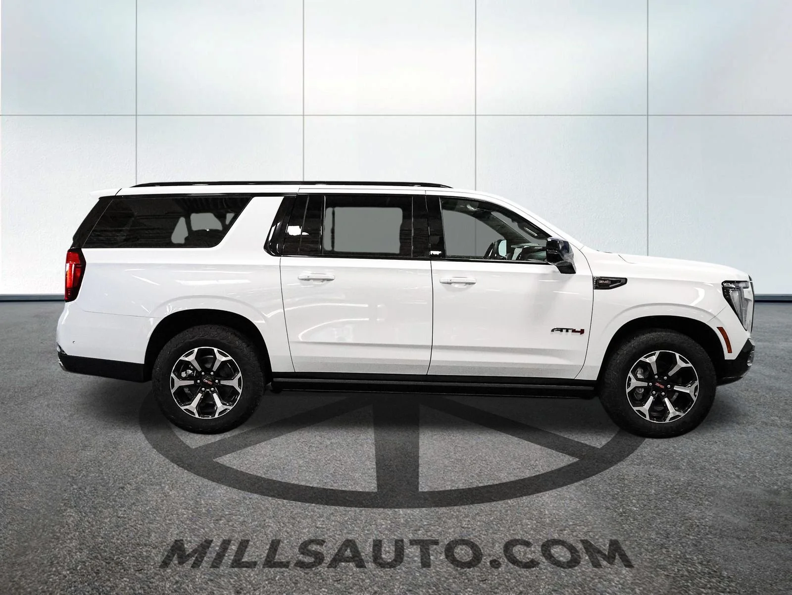 New 2026 White GMC AT4 image 9