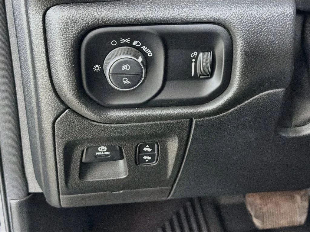Used 2021  Ram Rebel image 11