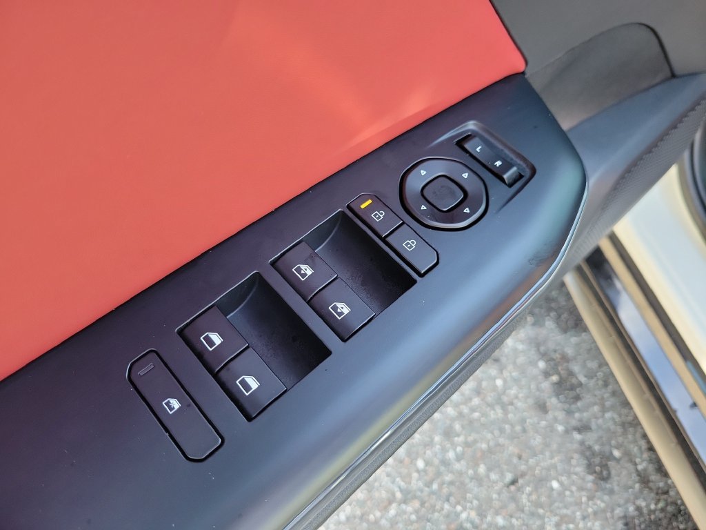 New 2026 Snow White Pearl Kia GT-Line image 20