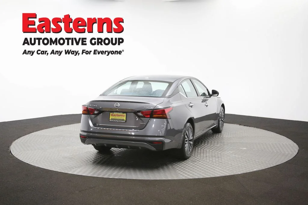 Used 2023 Gray Nissan 2.5 SV image 39