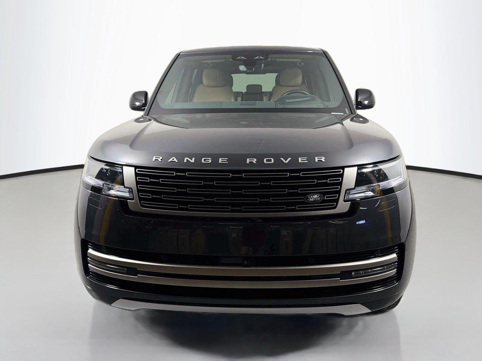 Used 2024 Carpathian Grey Land Rover SE P53O V8 image 2