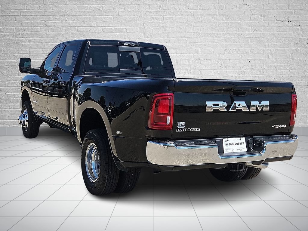 New 2026 Diamond Black Crystal Pearl-Coat Exterior Paint RAM Laramie image 3