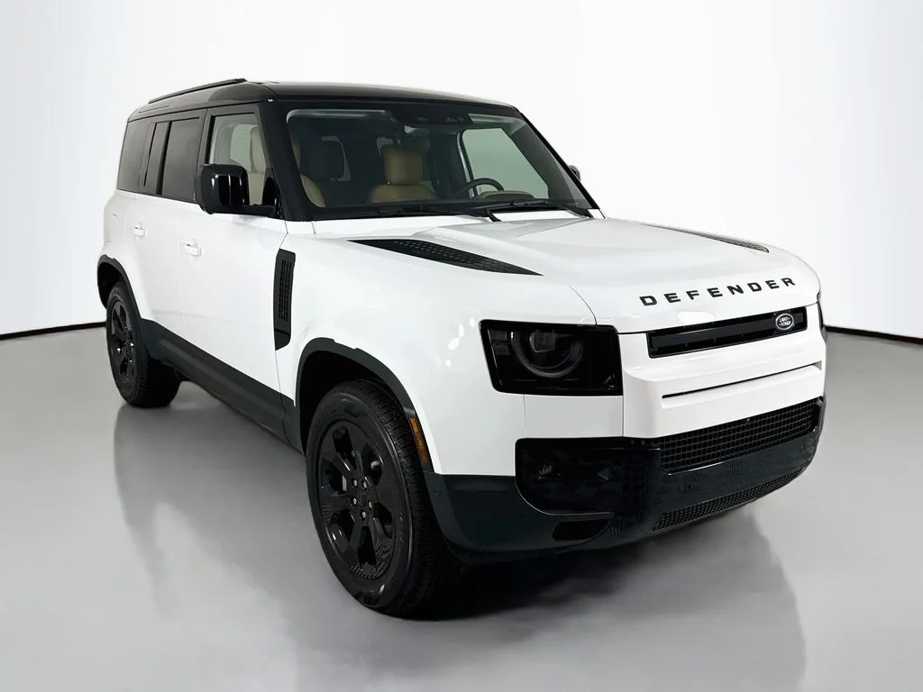 New 2026 Fuji White Land Rover S image 7