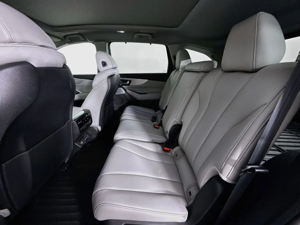 New 2026 Solar Silver Metallic Acura Technology Package image 21