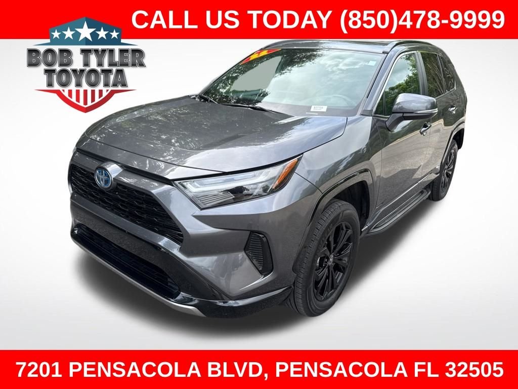 2022 Toyota RAV4 Hybrid SE AWD's photo